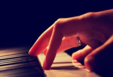 PG电子：她从乒乓球冠军到“央视名嘴”，却因“直播误判”慢慢销声匿迹.