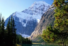 [英超]握手言和 切尔西主场战平阿森纳.